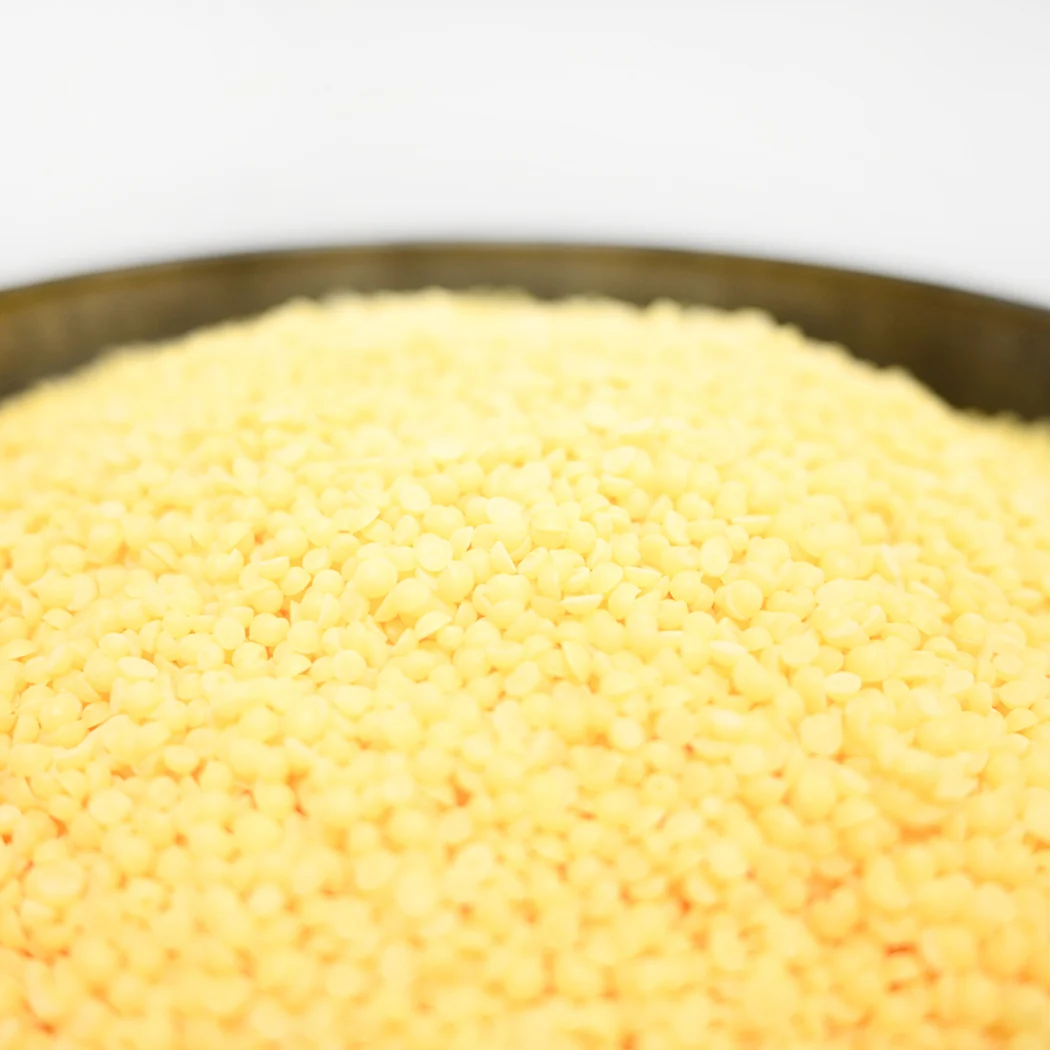 Oatmeal, Milk & Honey Wax Scented Beads Refill | 2 lb - Image 4